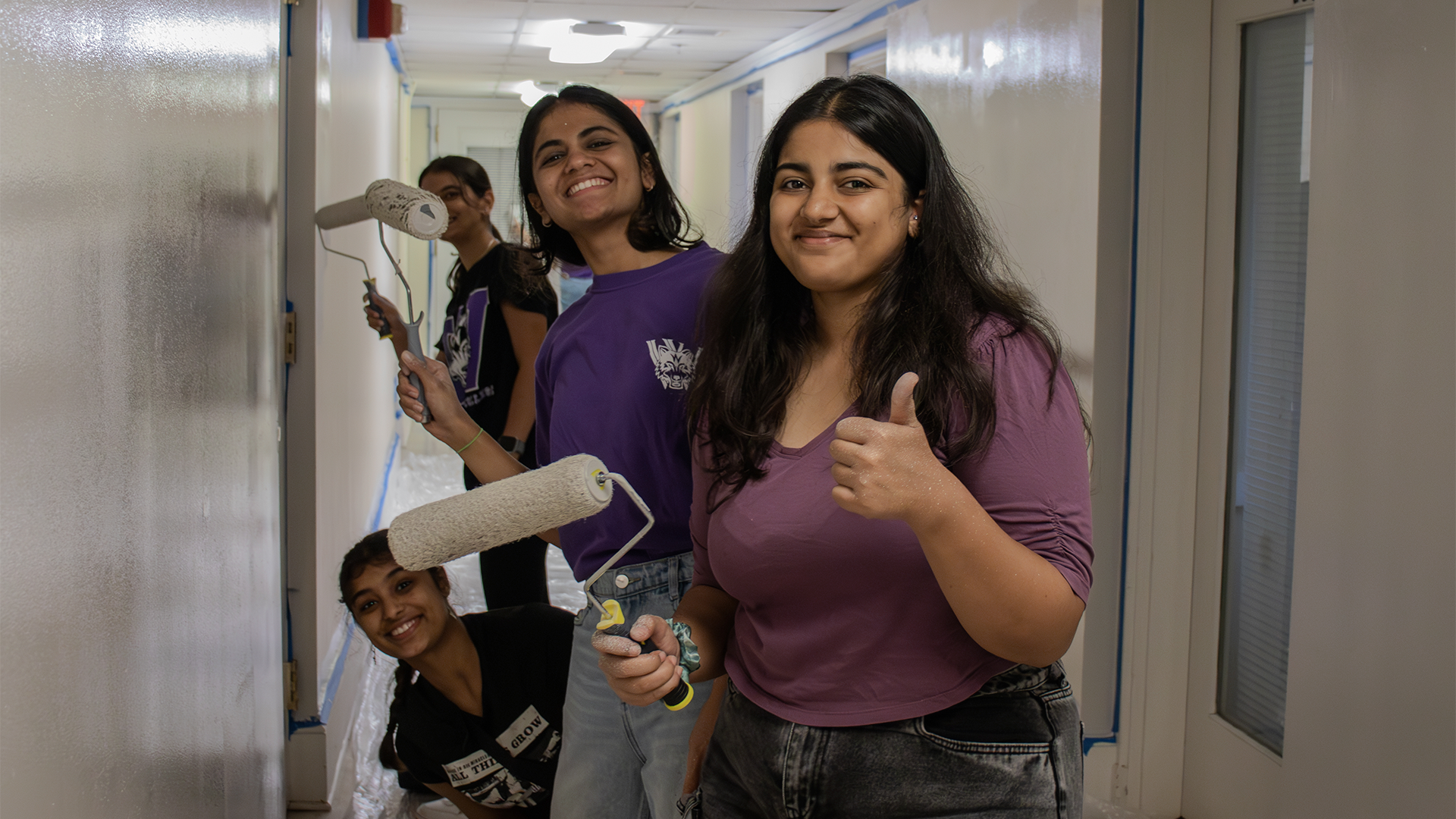 Pitts Scholarship Photo Students doing community service at Wesleyan College